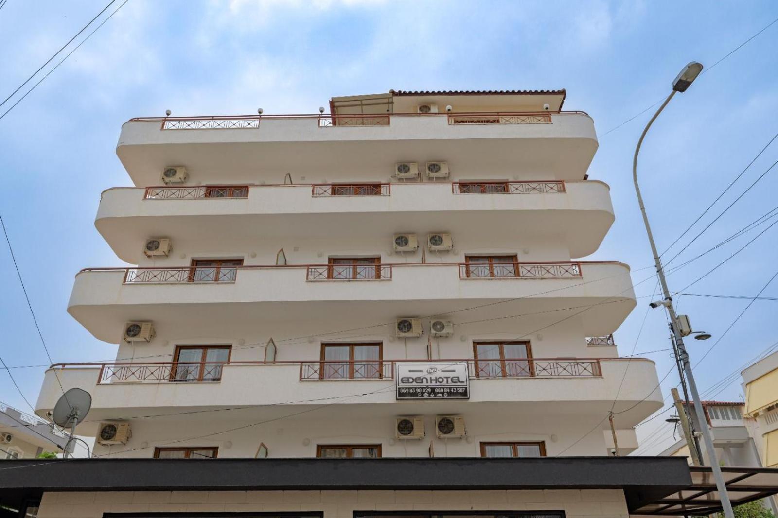 Apartment Eden