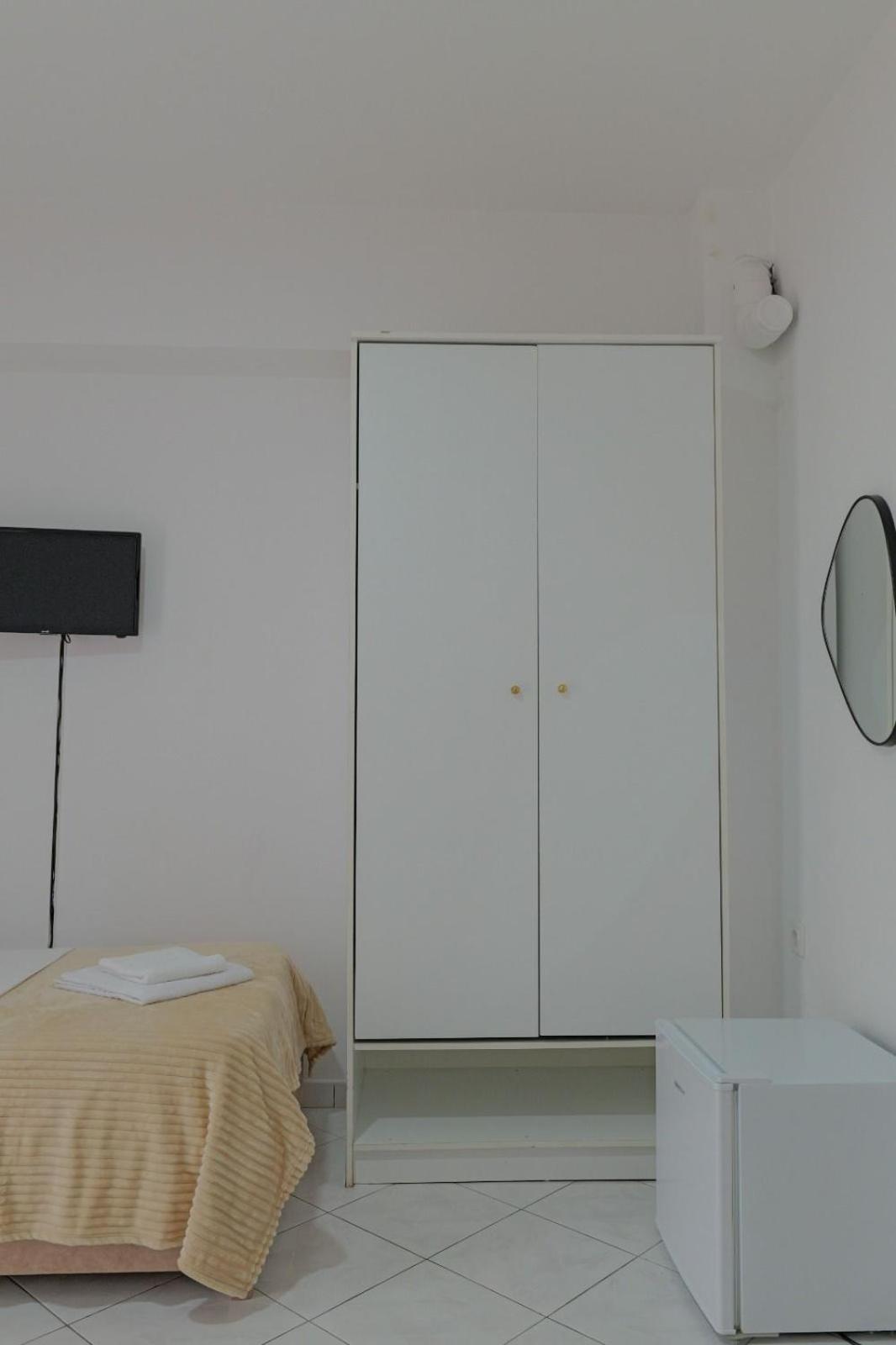 Apartment Eden