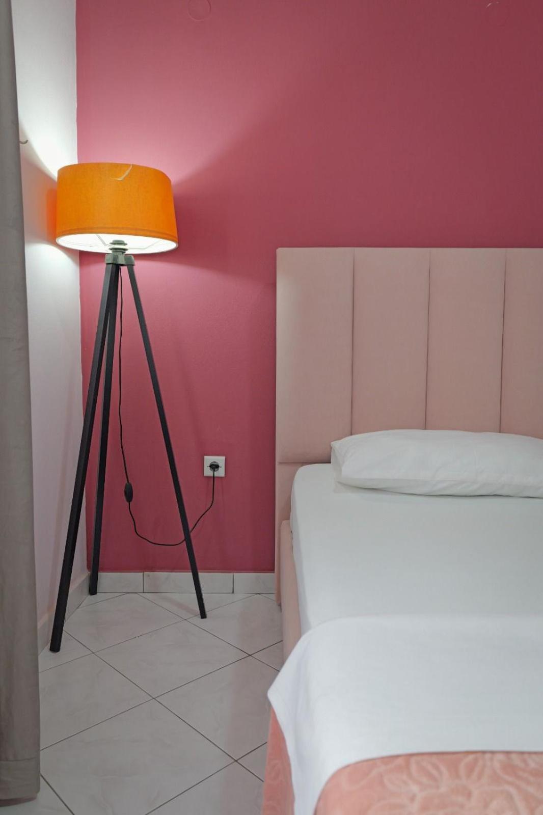 Eden Apartment